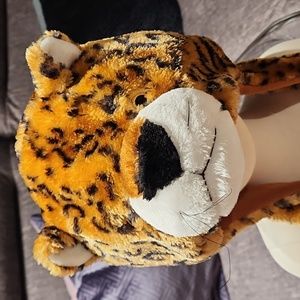 KIDS NEW LEOPARD FASHION ANIMAL HAT. NEW NO TAG ONE SIZE FIRT